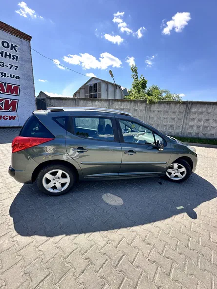 Peugeot 207 2011 - 9