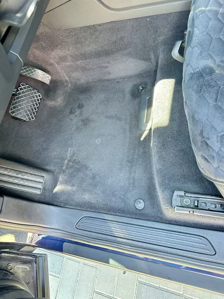 Volkswagen Touareg 2012 - 16