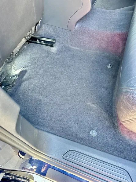 Volkswagen Touareg 2012 - 17