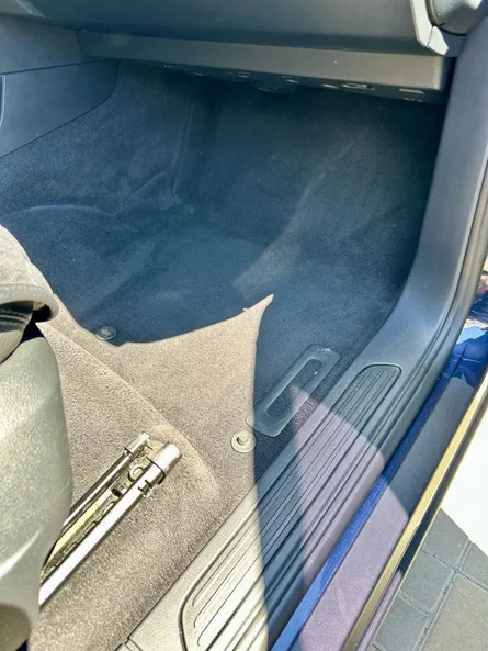 Volkswagen Touareg 2012 - 18