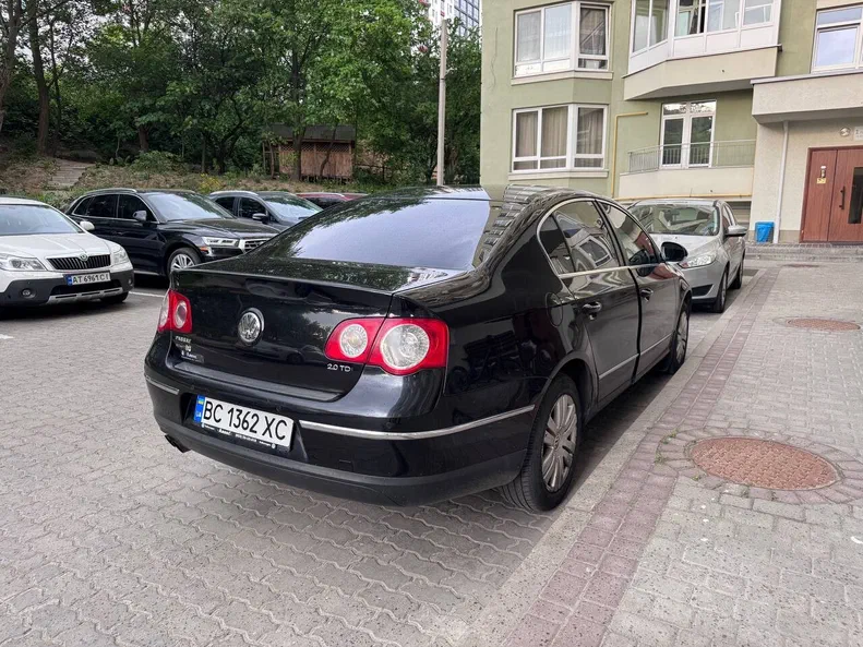 Volkswagen Passat 2008 - 12