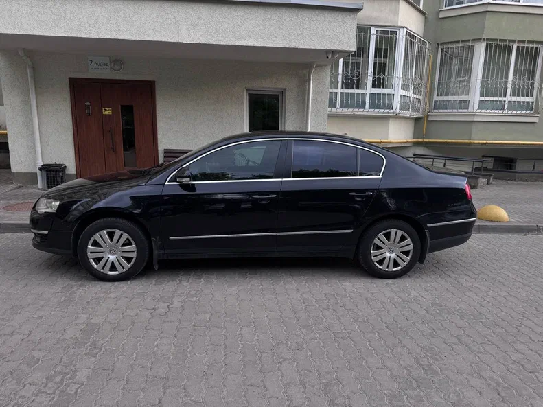 Volkswagen Passat 2008 - 11