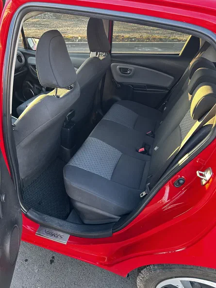Toyota Yaris 2015 - 8