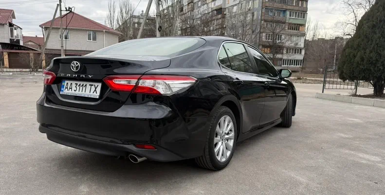 Toyota Camry 2019 - 4