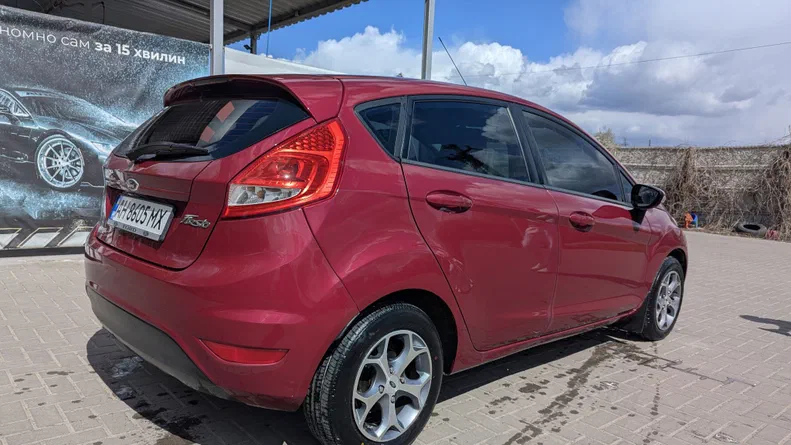 Ford Fiesta 2011 - 6