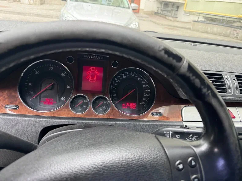 Volkswagen Passat 2008 - 21