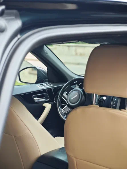 Jaguar F-Pace 2018 - 12
