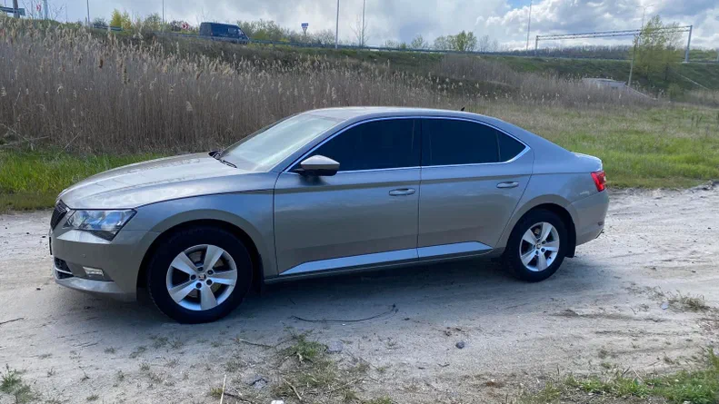 Skoda Superb 2018 - 4