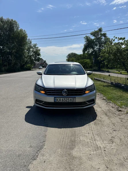 Volkswagen Passat 2015 - 12