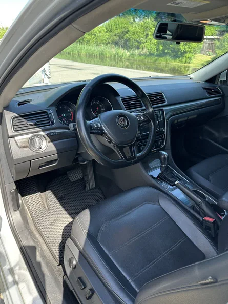 Volkswagen Passat 2015 - 10
