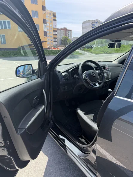 Renault Sandero 2017 - 10
