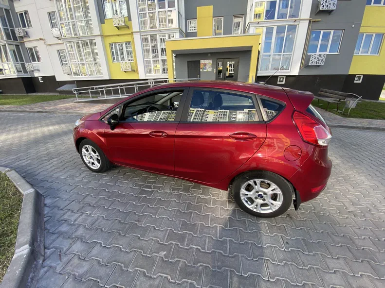 Ford Fiesta 2016 - 3