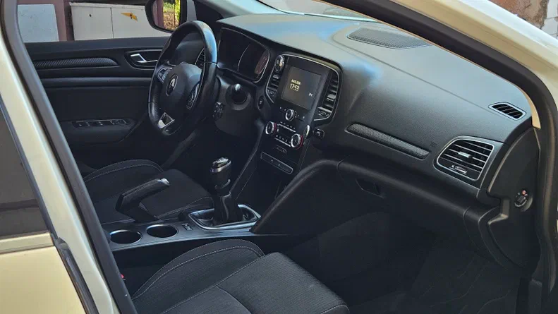 Renault Megane 2017 - 4