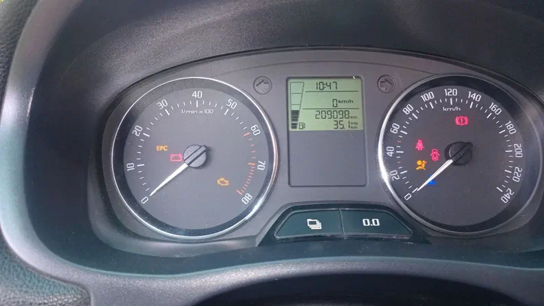 Skoda Fabia 2010 - 11