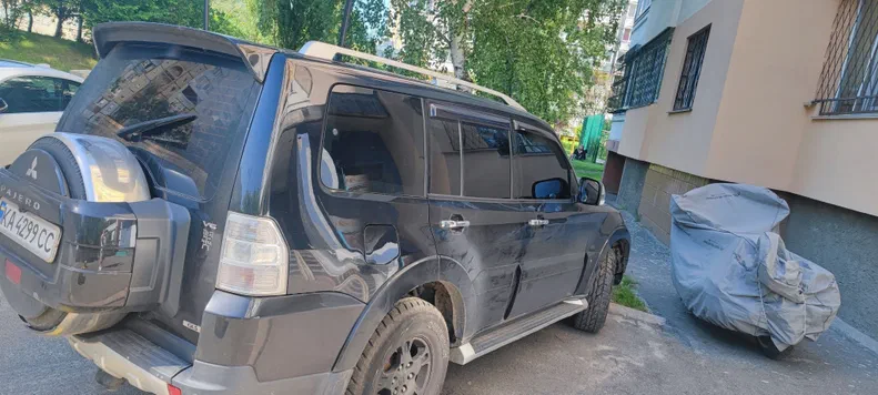 Mitsubishi Pajero 2007 - 3