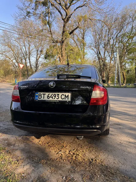 Skoda Rapid 2015 - 11
