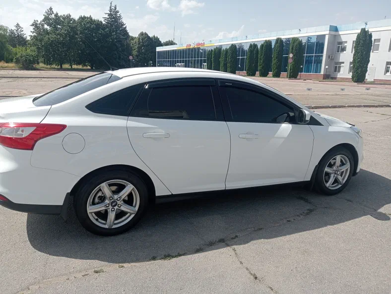 Ford Focus 2012 - 4