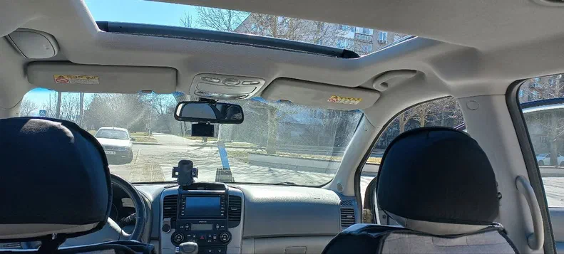 Kia Carnival 2011 - 4