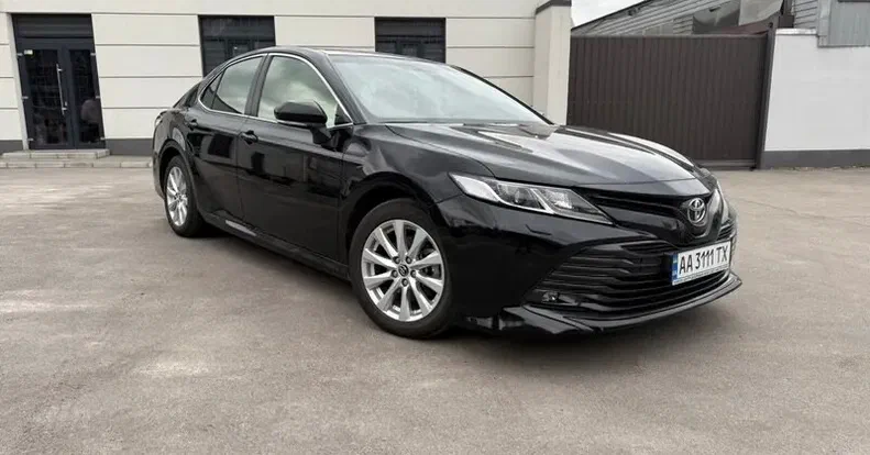 Toyota Camry 2019 - 0