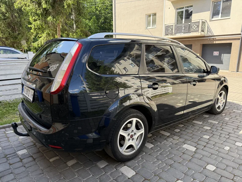 Ford Focus 2009 - 6