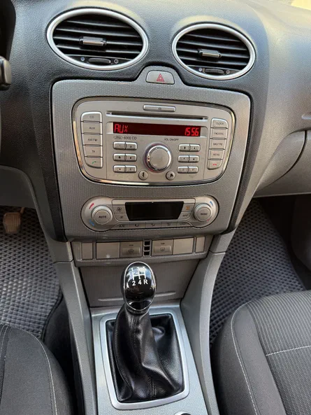 Ford Focus 2009 - 11