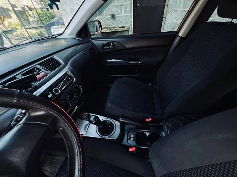 Mitsubishi Lancer 2006 - 5