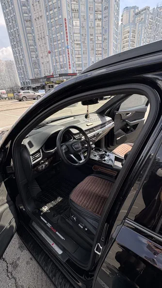 Audi Q7 2018 - 4