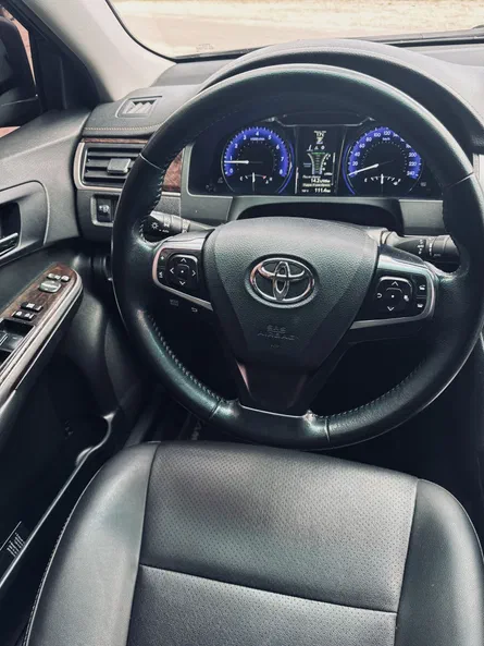 Toyota Camry 2017 - 11