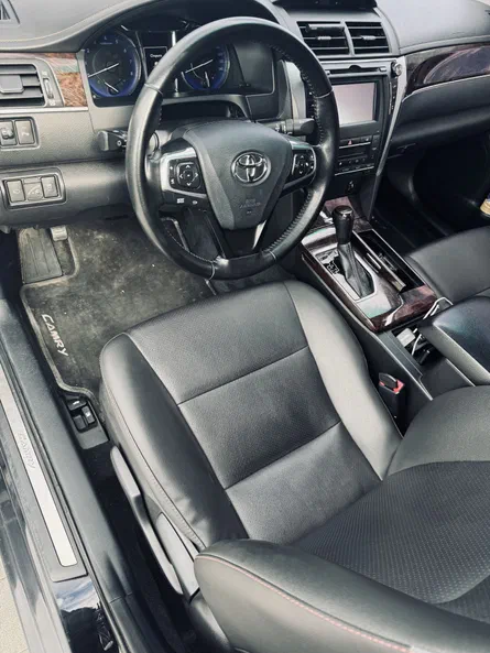 Toyota Camry 2017 - 12