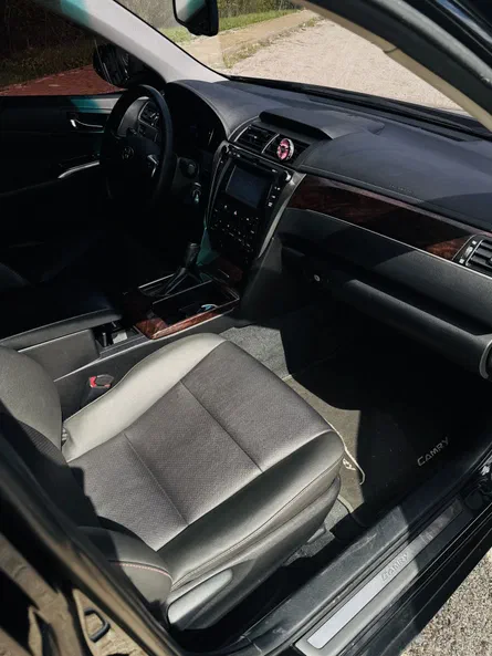 Toyota Camry 2017 - 13