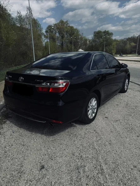 Toyota Camry 2017 - 8