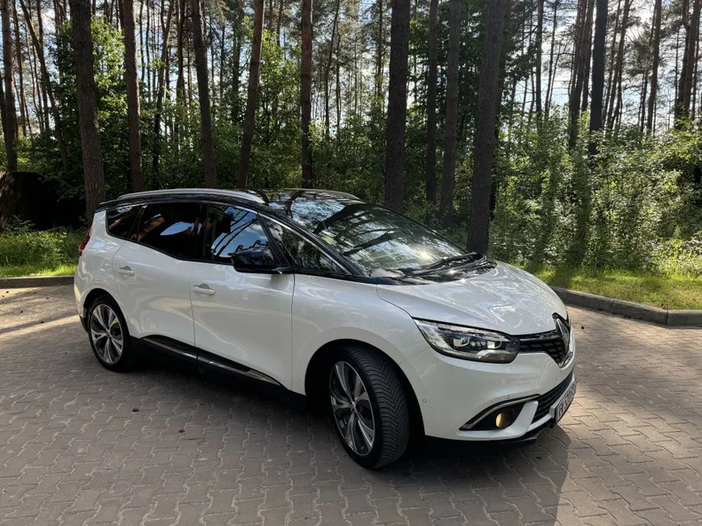 Renault Scenic 2017 - 3
