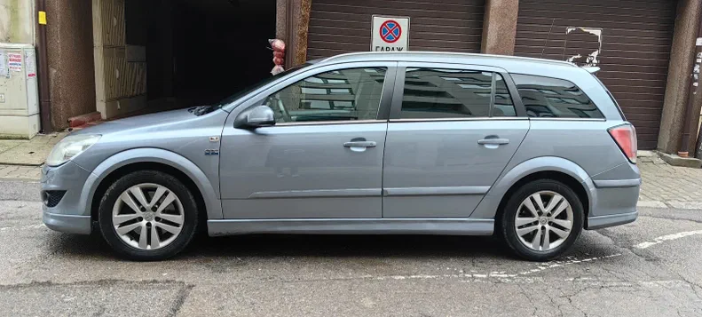 Opel Astra 2008 - 5