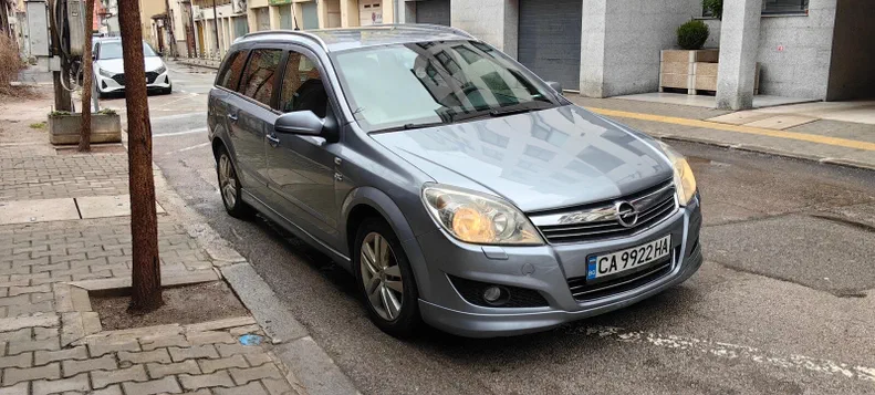Opel Astra 2008 - 13