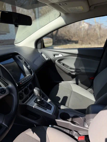 Ford Focus 2014 - 1