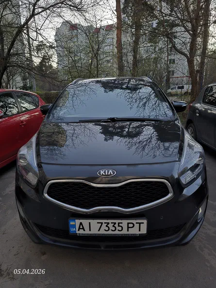 Kia Carens 2012 - 5