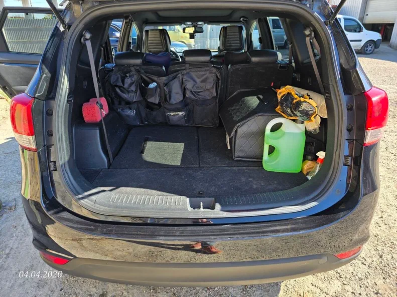 Kia Carens 2012 - 11