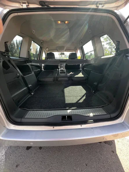 Opel Zafira 2008 - 13