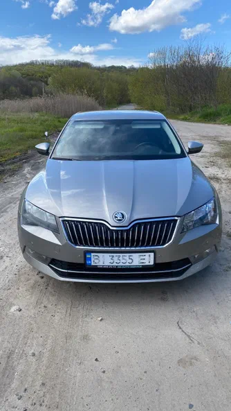 Skoda Superb 2018 - 0