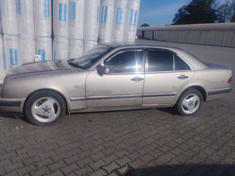 Mercedes-Benz E-Клас 1995 - 1
