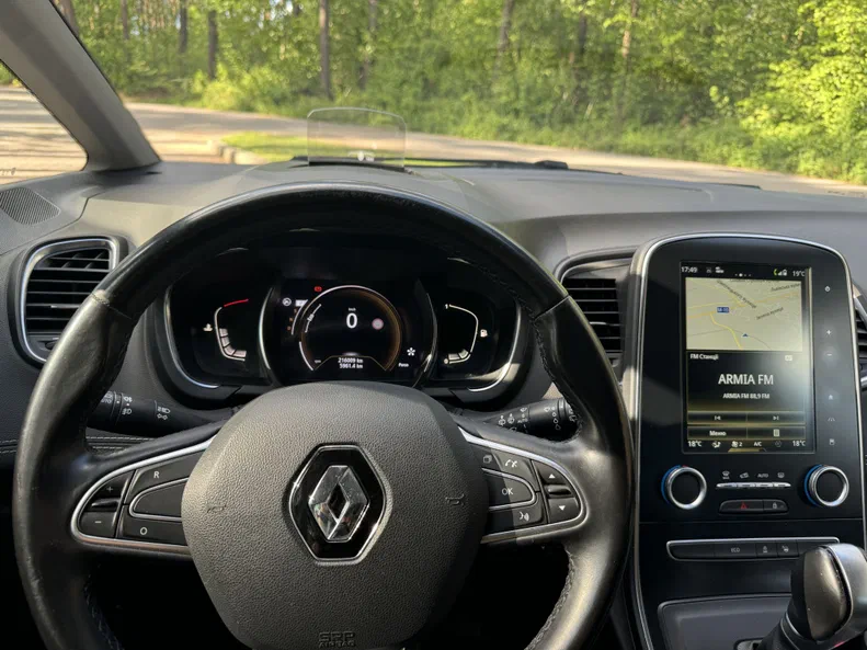 Renault Scenic 2017 - 10