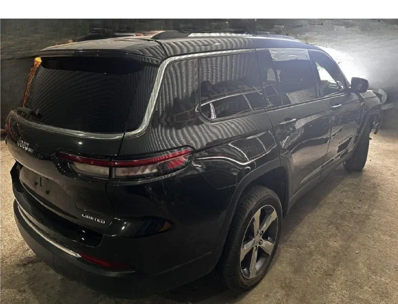 Jeep Grand Cherokee 2021 - 3
