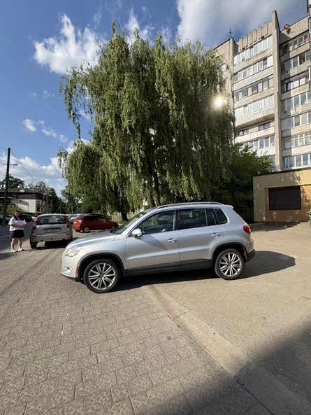 Volkswagen Tiguan 2011 - 5