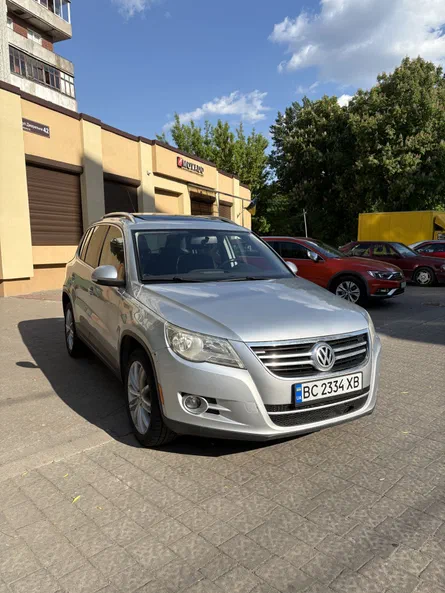 Volkswagen Tiguan 2011 - 2