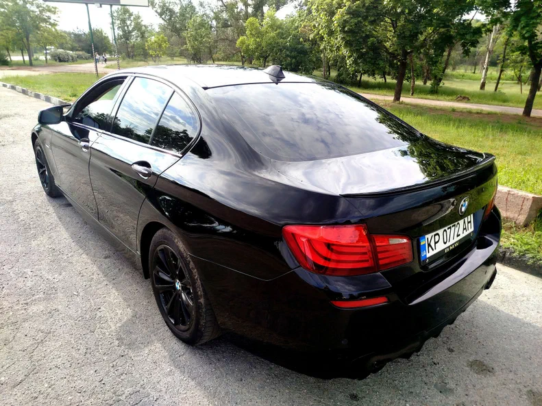 BMW 5 серія 2010 - 3