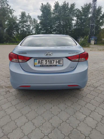 Hyundai Elantra 2013 - 5