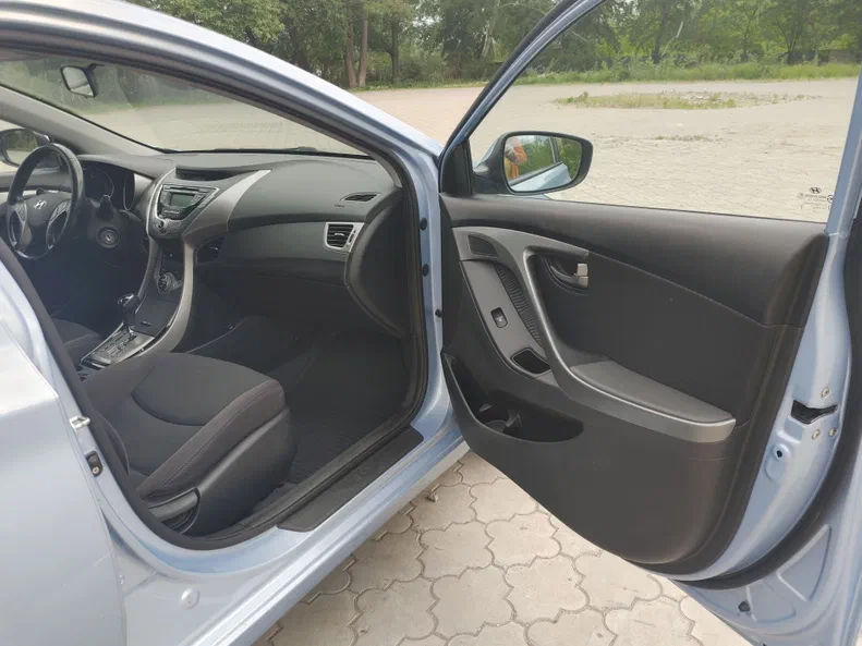 Hyundai Elantra 2013 - 12