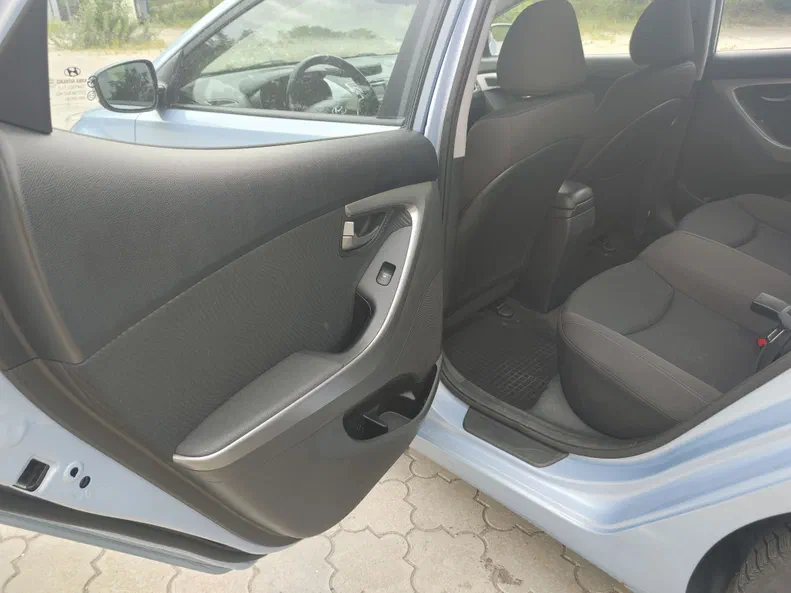 Hyundai Elantra 2013 - 9