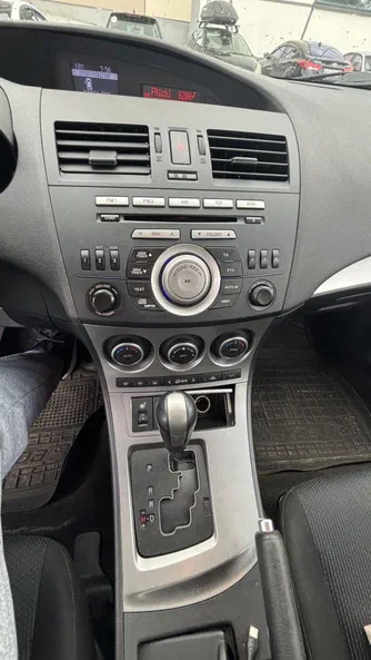 Mazda 3 2011 - 5