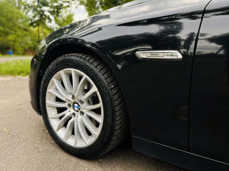 BMW 5 серія 2013 - 9